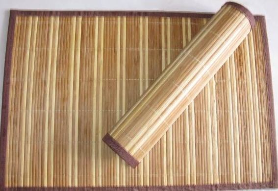 фото бамбуковой салфетки на стол